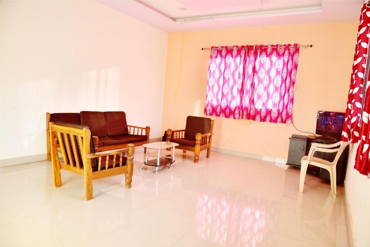 Hrishikesh Villa, Besides Valley Mahābaleshwar Esterno foto
